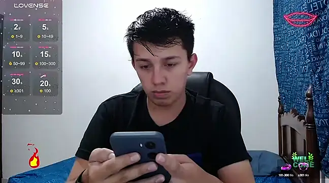 Snapshot of Alan_red chatting on February 17, 2025, 1:15 am Alan red online show from February 17, 2025, 1:15 am