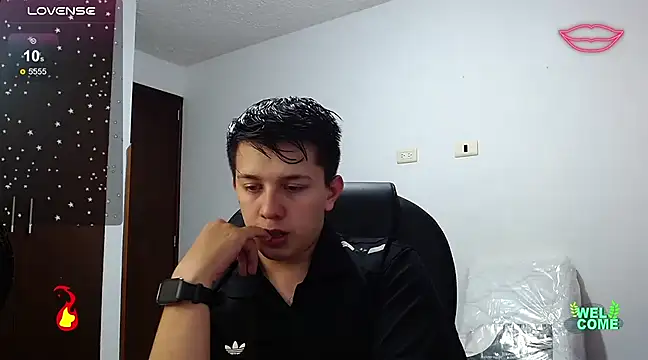 Snapshot of Alan_red chatting on March 21, 2025, 2:50 am Alan red online show from March 21, 2025, 2:50 am