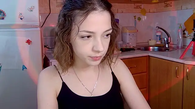 Snapshot of PamBeesly chatting on February 8, 2026, 8:18 am PamBeesly online show from February 8, 2026, 8:18 am