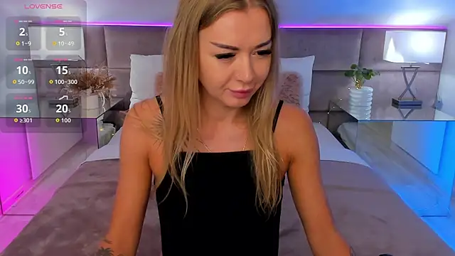 SusanBlair online show from October 3, 2025, 5:15 am