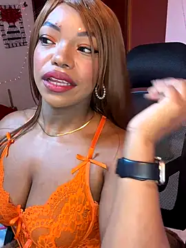 SaraYedid17 online show from November 2, 2025, 6:27 am