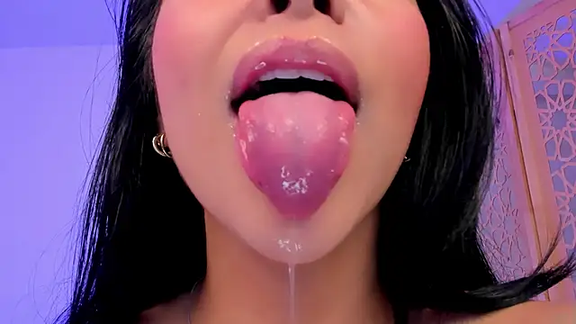 sophierooy22 online show from January 3, 2025, 1:16 am