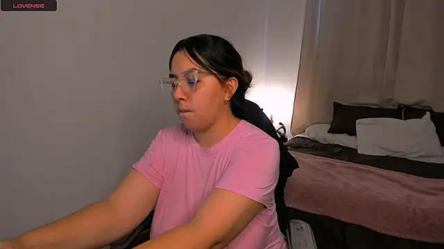 Snapshot of brithany_olson25 chatting on October 11, 2025, 7:34 pm brithany olson25 online show from October 11, 2025, 7:34 pm