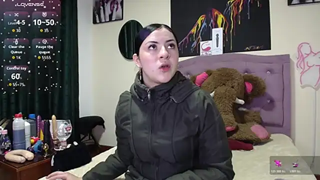 Emmie Hot online show from February 25, 2026, 12:04 pm