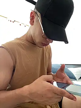 Diegosavage3 online show from September 19, 2025, 3:34 pm