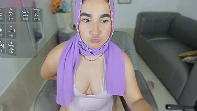 Ayha khalaf online show from November 23, 2025, 11:15 pm