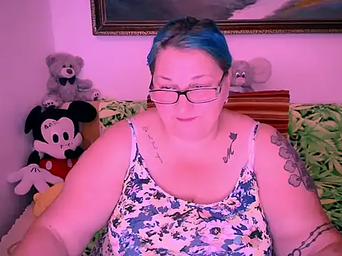 Snapshot of mayamayx chatting on October 9, 2025, 7:56 pm mayamayx online show from October 9, 2025, 7:56 pm