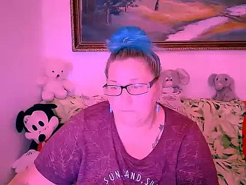 Snapshot of mayamayx chatting on October 18, 2025, 7:25 pm mayamayx online show from October 18, 2025, 7:25 pm