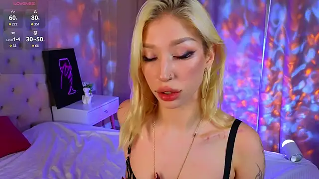 SallyCha online show from November 17, 2025, 6:52 am