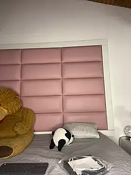 Snapshot of Lili_Bykers chatting on January 27, 2025, 1:59 am Lili Bykers online show from January 27, 2025, 1:59 am