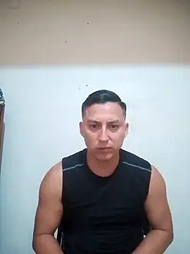 LuisMex1998 online show from October 31, 2025, 9:21 am