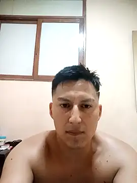 Snapshot of LuisMex1998 chatting on May 7, 2026, 12:54 pm LuisMex1998 online show from May 7, 2026, 12:54 pm