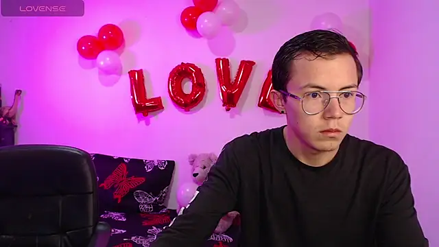 Tina 4 Charlie online show from February 13, 2025, 12:00 pm