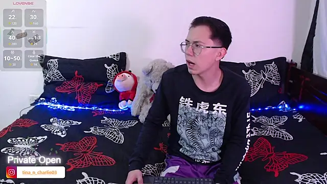 Tina 4 Charlie online show from October 7, 2025, 12:02 pm