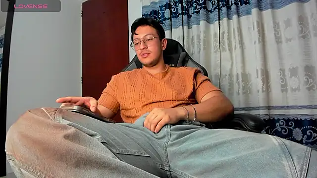 Amon  ashford online show from July 30, 2026, 4:33 am