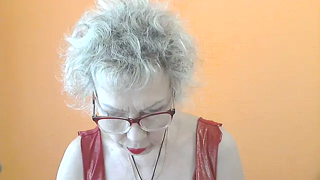 NessyJenixs online show from June 10, 2026, 6:23 am