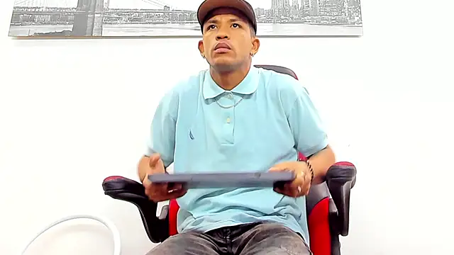 carlos alber12 online show from February 13, 2025, 7:42 pm