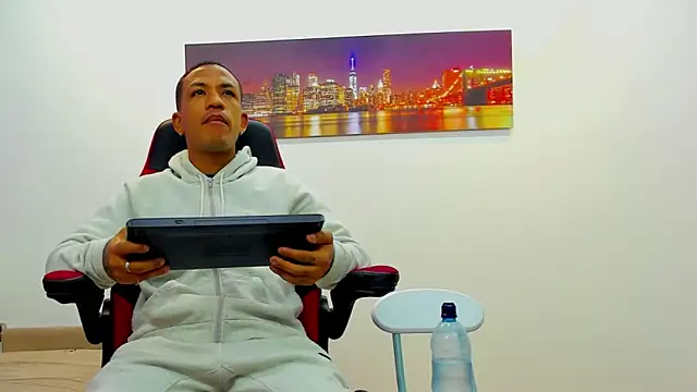 carlos alber12 online show from February 17, 2025, 7:10 pm