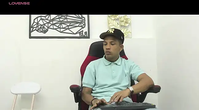 carlos alber12 online show from March 17, 2025, 12:57 pm