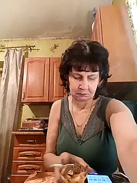 Snapshot of Laura_Kiss chatting on January 17, 2025, 8:45 am Laura Kiss online show from January 17, 2025, 8:45 am