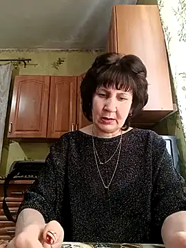 Snapshot of Laura_Kiss chatting on March 8, 2025, 1:47 pm Laura Kiss online show from March 8, 2025, 1:47 pm