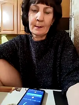 Snapshot of Laura_Kiss chatting on February 8, 2026, 3:48 pm Laura Kiss online show from February 8, 2026, 3:48 pm