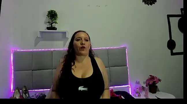 Madisson Housse online show from March 15, 2025, 8:26 am