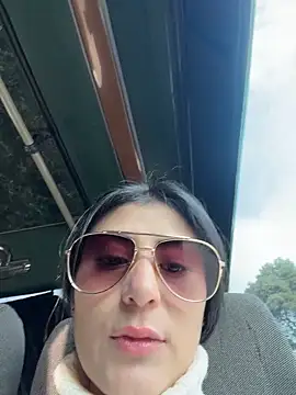 fiorella paris online show from March 23, 2026, 9:08 pm