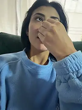 fiorella paris online show from April 1, 2026, 8:39 pm