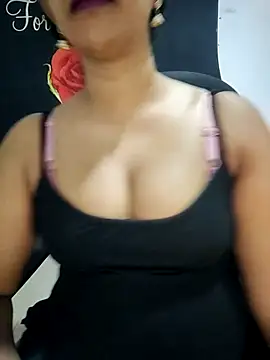 Snapshot of Sexy-Monikaa chatting on February 25, 2025, 4:57 am Sexy-Monikaa online show from February 25, 2025, 4:57 am