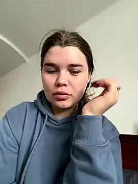 ella zzz online show from January 12, 2026, 10:09 am