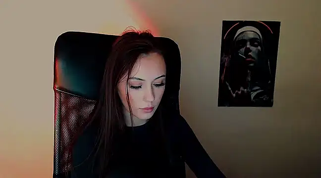 Nikonara Love online show from March 6, 2025, 5:22 pm