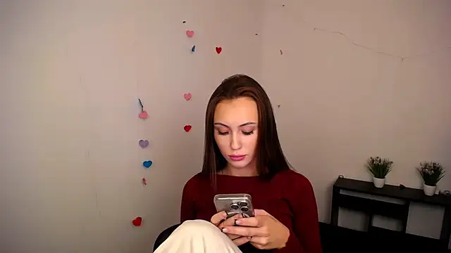 Nikonara Love online show from October 18, 2025, 1:01 pm