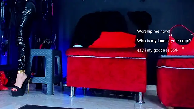 KaramStone online show from December 15, 2025, 8:02 pm