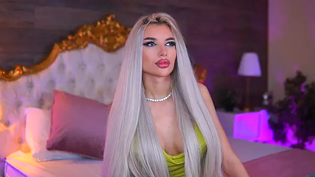 Juicy Jessye online show from December 17, 2025, 9:32 pm