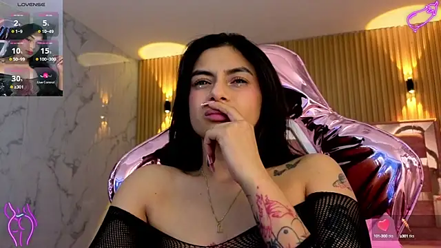 lilith petit sub online show from October 8, 2025, 8:45 am