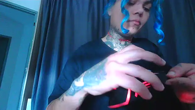 serena  vedette online show from November 26, 2025, 10:38 am