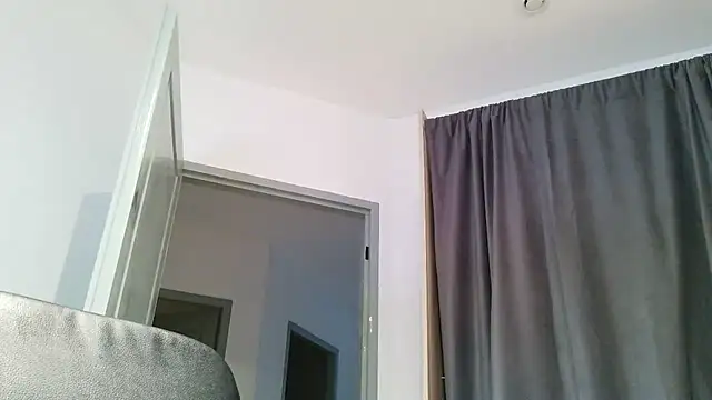 serena  vedette online show from March 16, 2026, 8:18 am