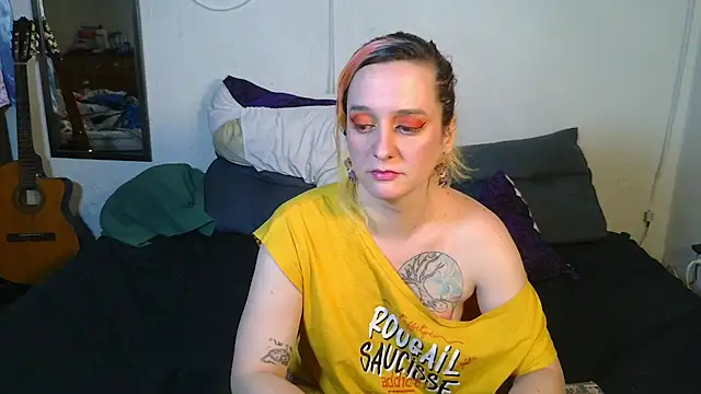 Evelan420 online show from October 20, 2025, 5:46 pm