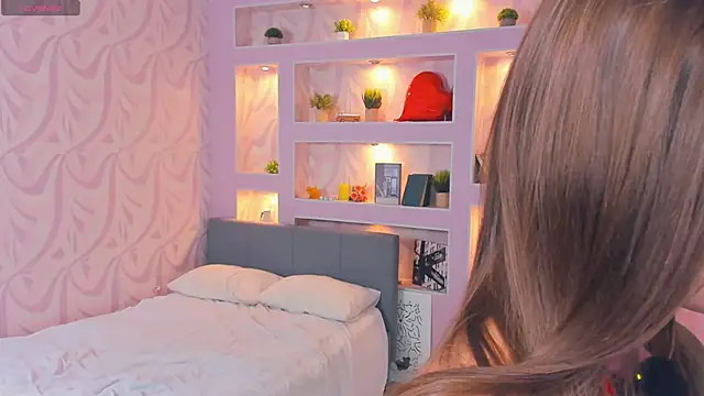 FloraDobb online show from April 11, 2026, 6:40 am