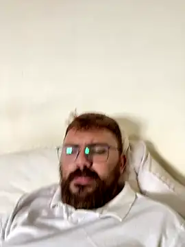 Snapshot of ruivinho66 chatting on November 2, 2025, 5:59 pm ruivinho66 online show from November 2, 2025, 5:59 pm