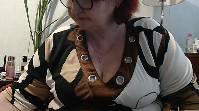 DeniseeRosea online show from May 11, 2026, 2:45 pm