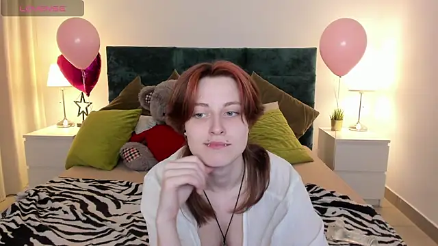 Snapshot of Jiffyyo chatting on March 11, 2025, 2:29 pm Jiffyyo online show from March 11, 2025, 2:29 pm