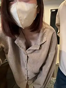 NA-KAREN-V8 online show from April 12, 2026, 11:48 am