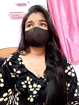 Snapshot of Simran-001 chatting on January 28, 2025, 5:14 pm Simran-001 online show from January 28, 2025, 5:14 pm