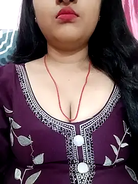 Snapshot of Simran-001 chatting on March 18, 2025, 6:15 pm Simran-001 online show from March 18, 2025, 6:15 pm