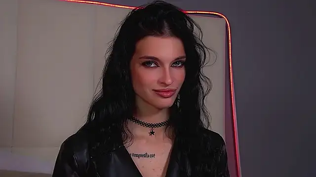 BeverlyMost online show from November 5, 2025, 7:03 pm