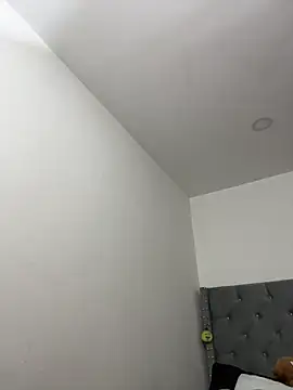 KarlaWild online show from November 23, 2025, 4:56 am