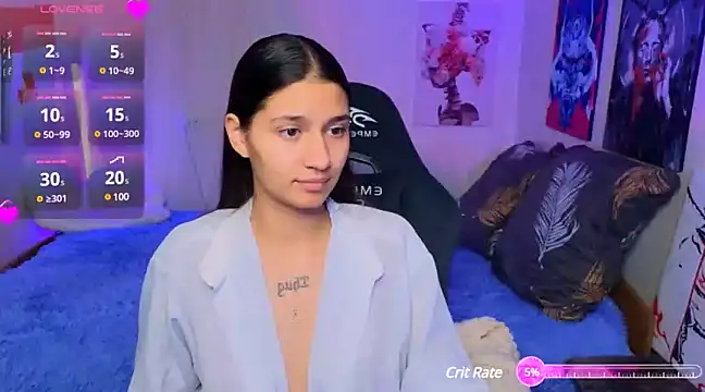 Snapshot of AokiiiKan chatting on February 4, 2025, 2:17 am AokiiiKan online show from February 4, 2025, 2:17 am