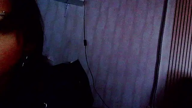 Snapshot of verhona_vlad chatting on March 11, 2025, 11:33 am verhona vlad online show from March 11, 2025, 11:33 am